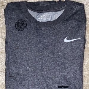 Men’s Nike Dry fit cotton tees